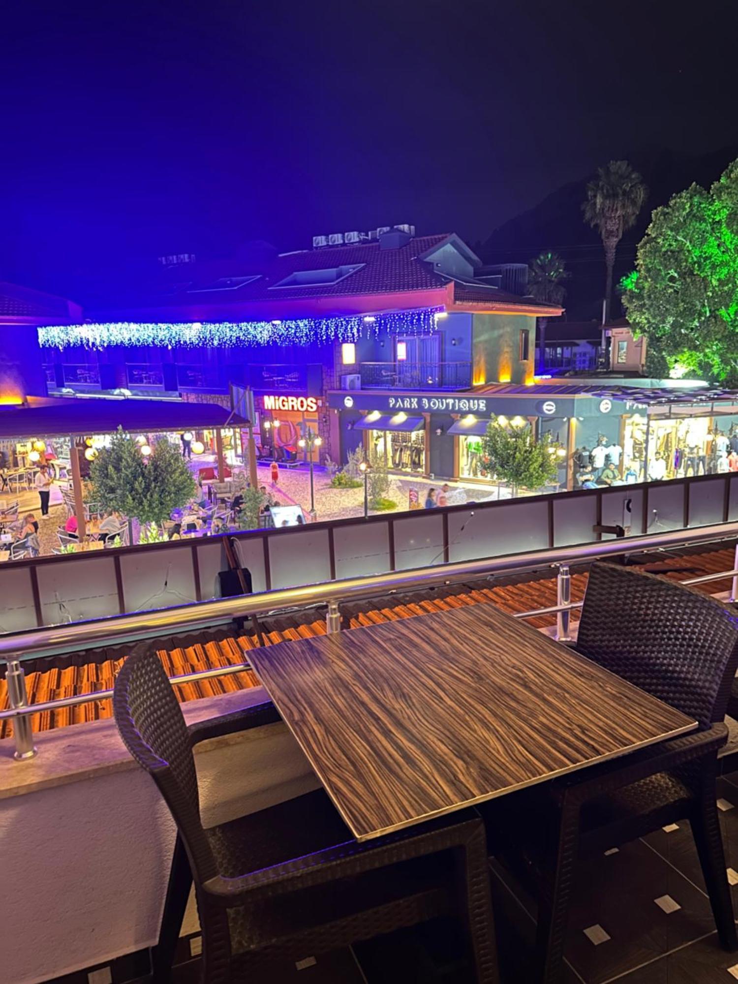 Street61 Apart Hotel 사리게르메 외부 사진