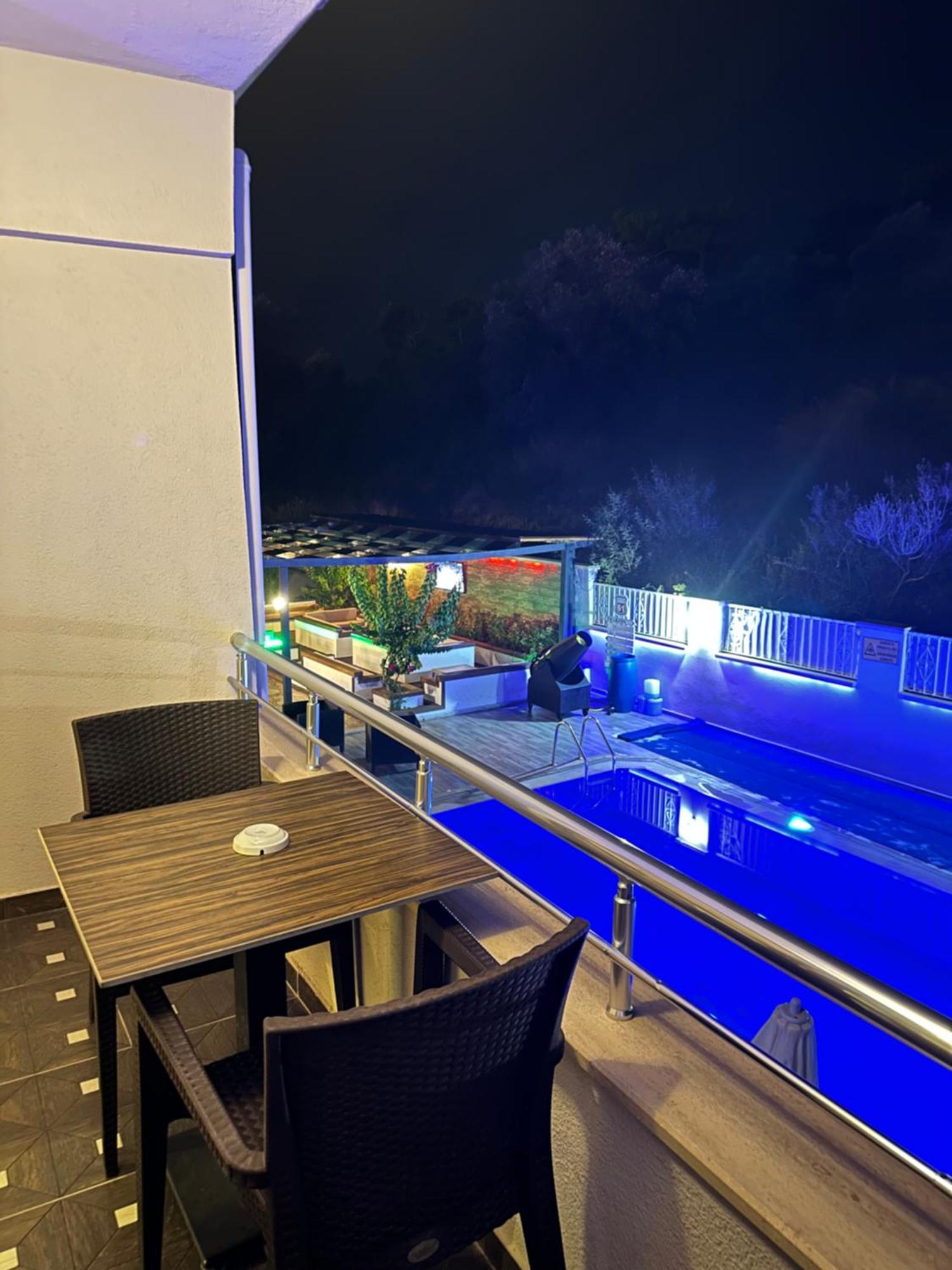 Street61 Apart Hotel 사리게르메 외부 사진